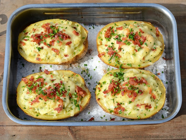 Gefüllte Backkartoffeln – Chili und Ciabatta