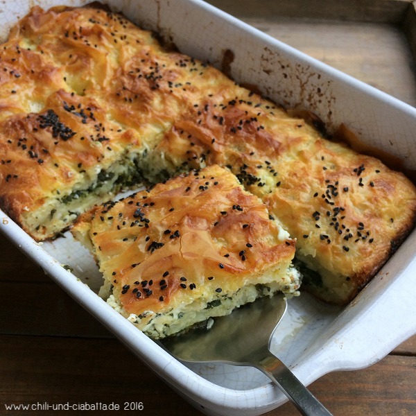 Börek mit Feta und Spinat – Chili und Ciabatta