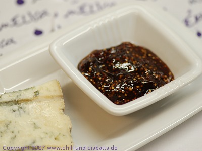 Feigen-Chutney mit Gorgonzola