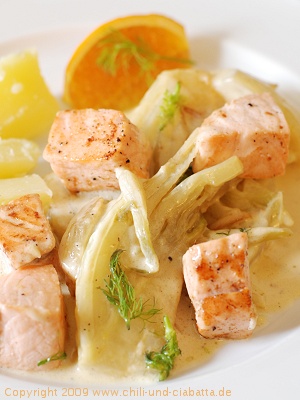 Lachs auf Fenchel mit Senfsauce