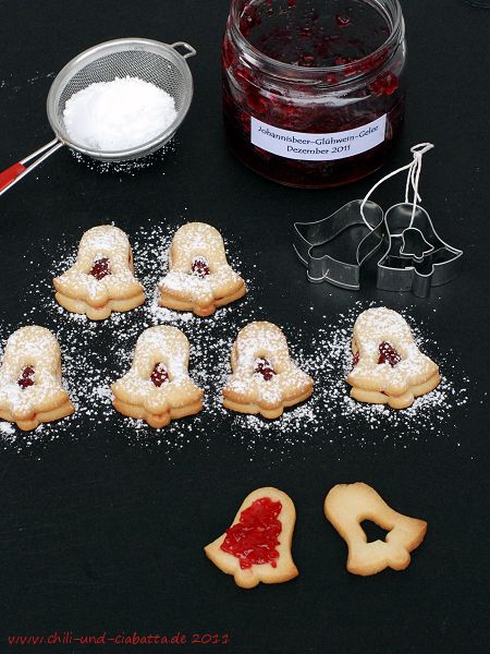 Plätzchen mit Johannisbeer-Glühwein-Gelee