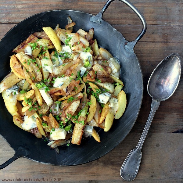 Kartoffel-Fenchel-Pfanne mit Blauschimmelkäse