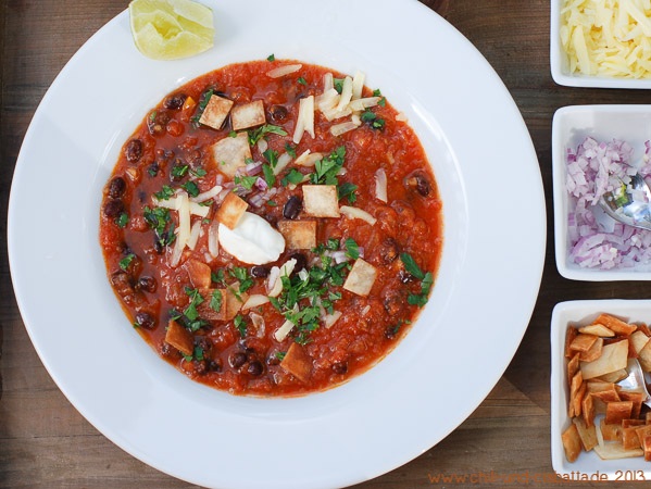 Mexikanische Tomaten-Bohnensuppe