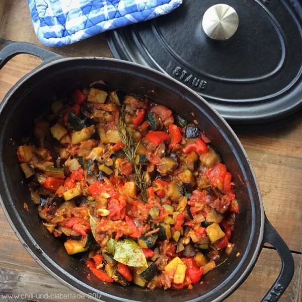 Ratatouille mit Datteln