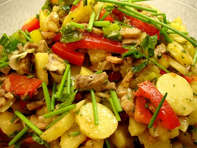 Thai-Kartoffelsalat mit Rindfleisch