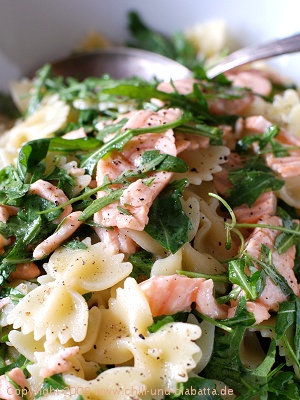 Farfalle mit Vanille-Lachs