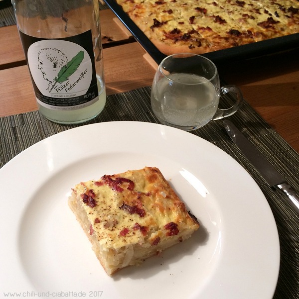Zwiebelkuchen vom Blech – Chili und Ciabatta